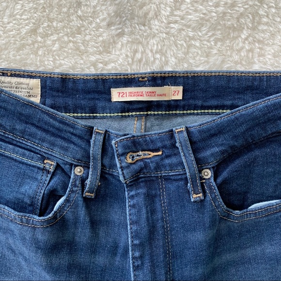 Levi’s - 721 High Rise Skinny - Picture 3 of 4